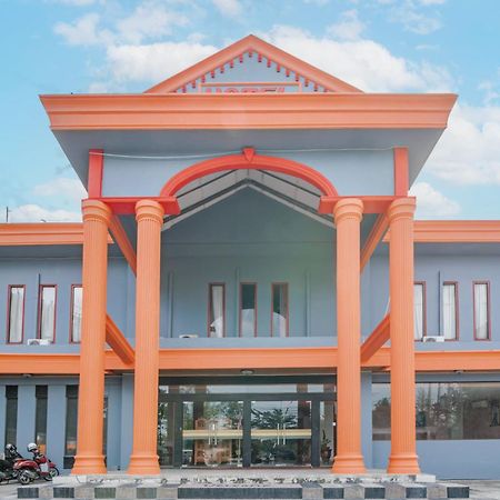 Collection O Pusat Kota Pekanbaru Near Mall Ska Formerly Hotel Olgaria 外观 照片